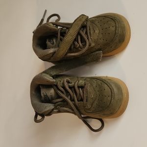 Pre-loved condition Toddler Nike Olive Green Force 1 Size 7C